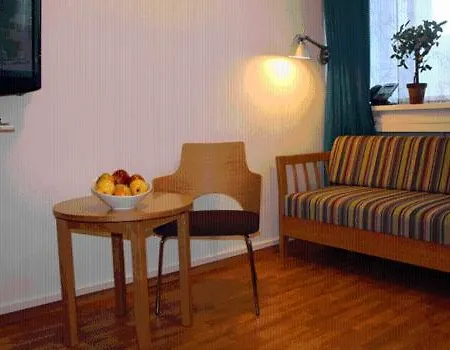 Ahus Lillestrom